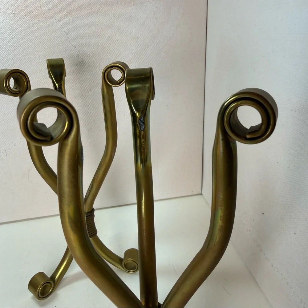 Set of 2 Elegant Brass Metal Stands or Object Holders MCM Pre-owned